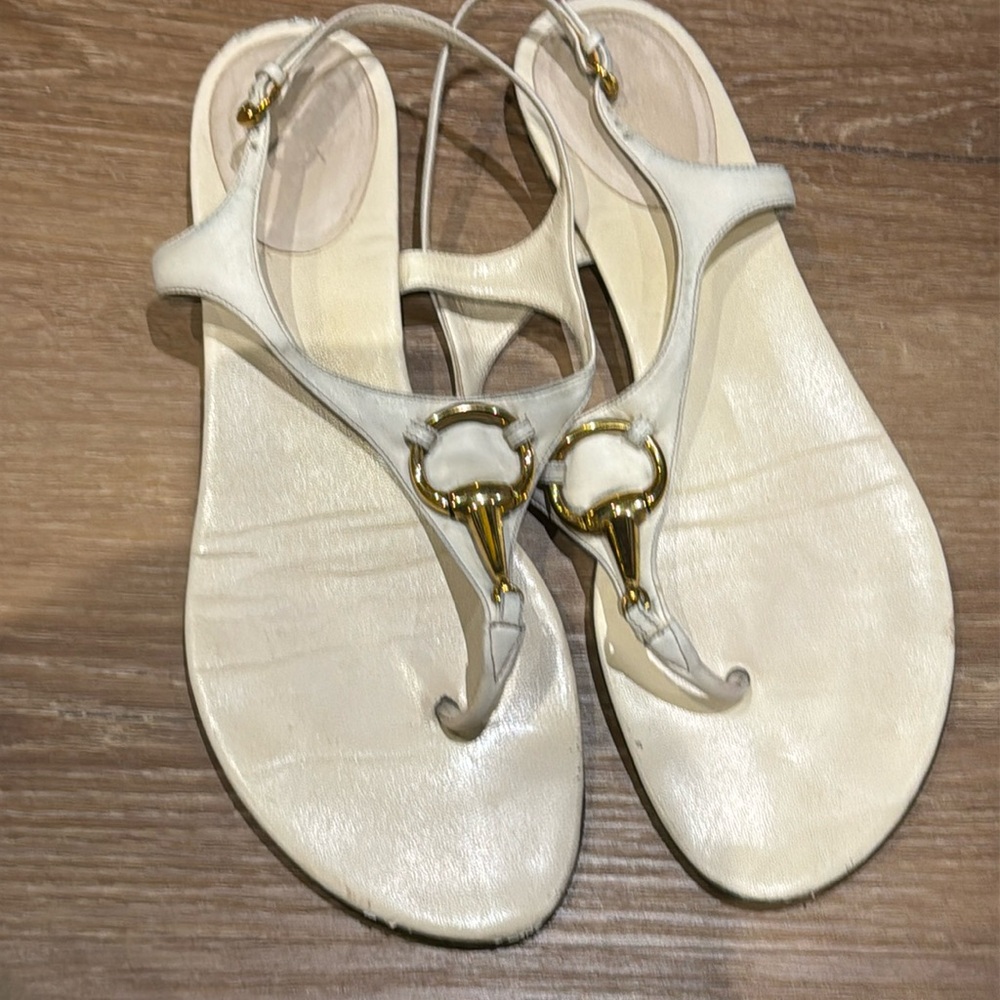 Gucci White Horsebit Leather Ankle-Strap Sandals – Size 40 (Pre-Owned)